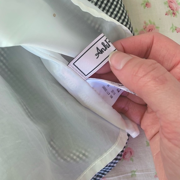 **MOVING SALE** Japanese brand gingham skirt - Picture 4 of 5